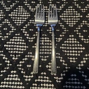 WATERTOWN STAINLESS‎ FLATWARE JAPAN VINTAGE Scroll Side Desert/salad Forks 2
